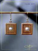 Cercei din lemn de nuc si perle naturale